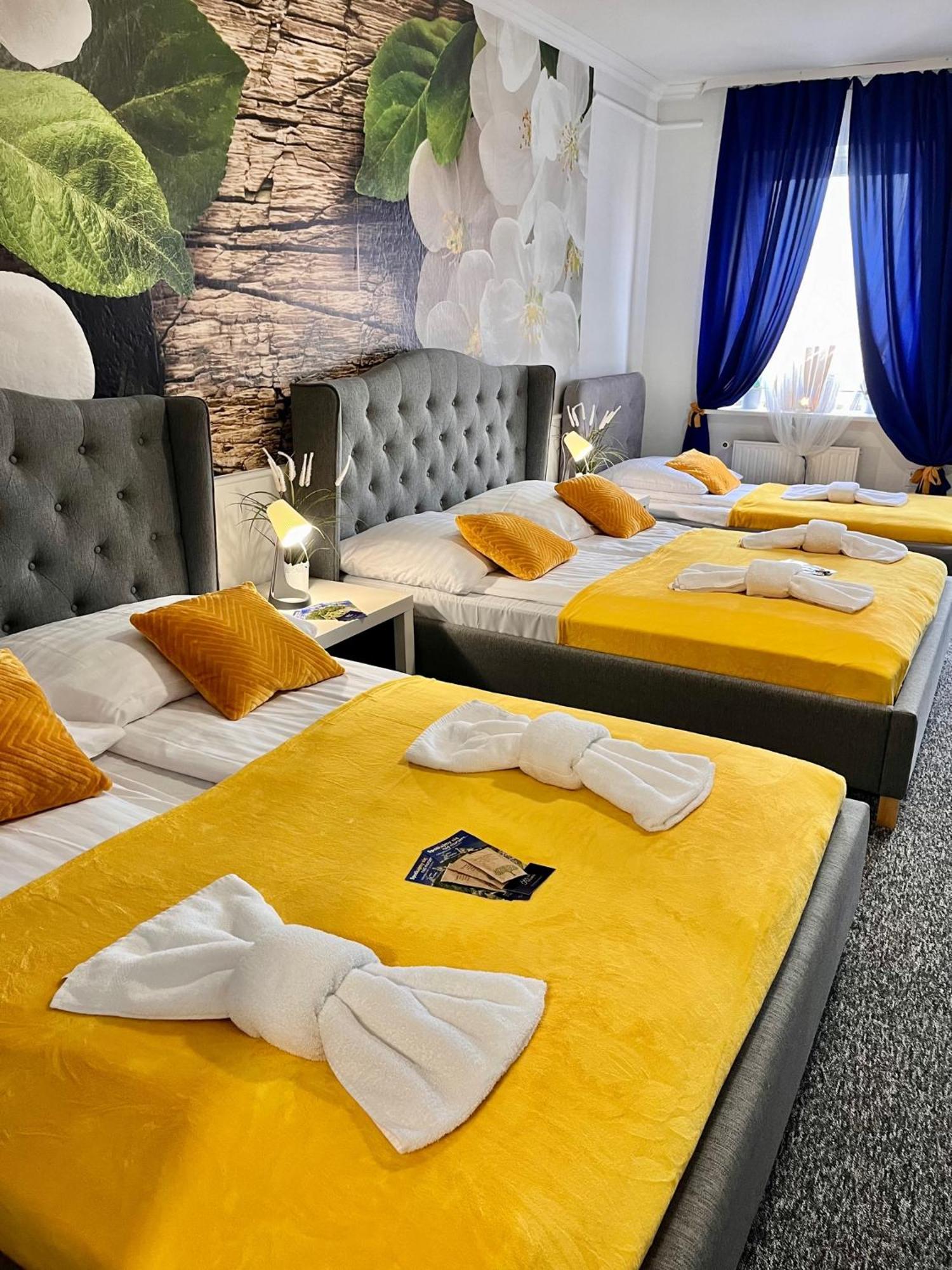 Great Polonia Swidnica City Center 외부 사진