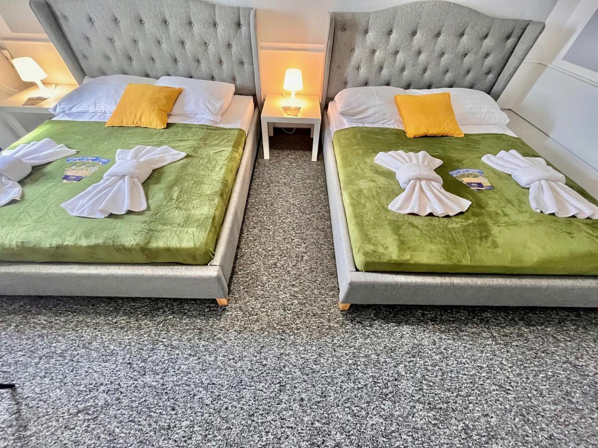 Great Polonia Swidnica City Center 외부 사진