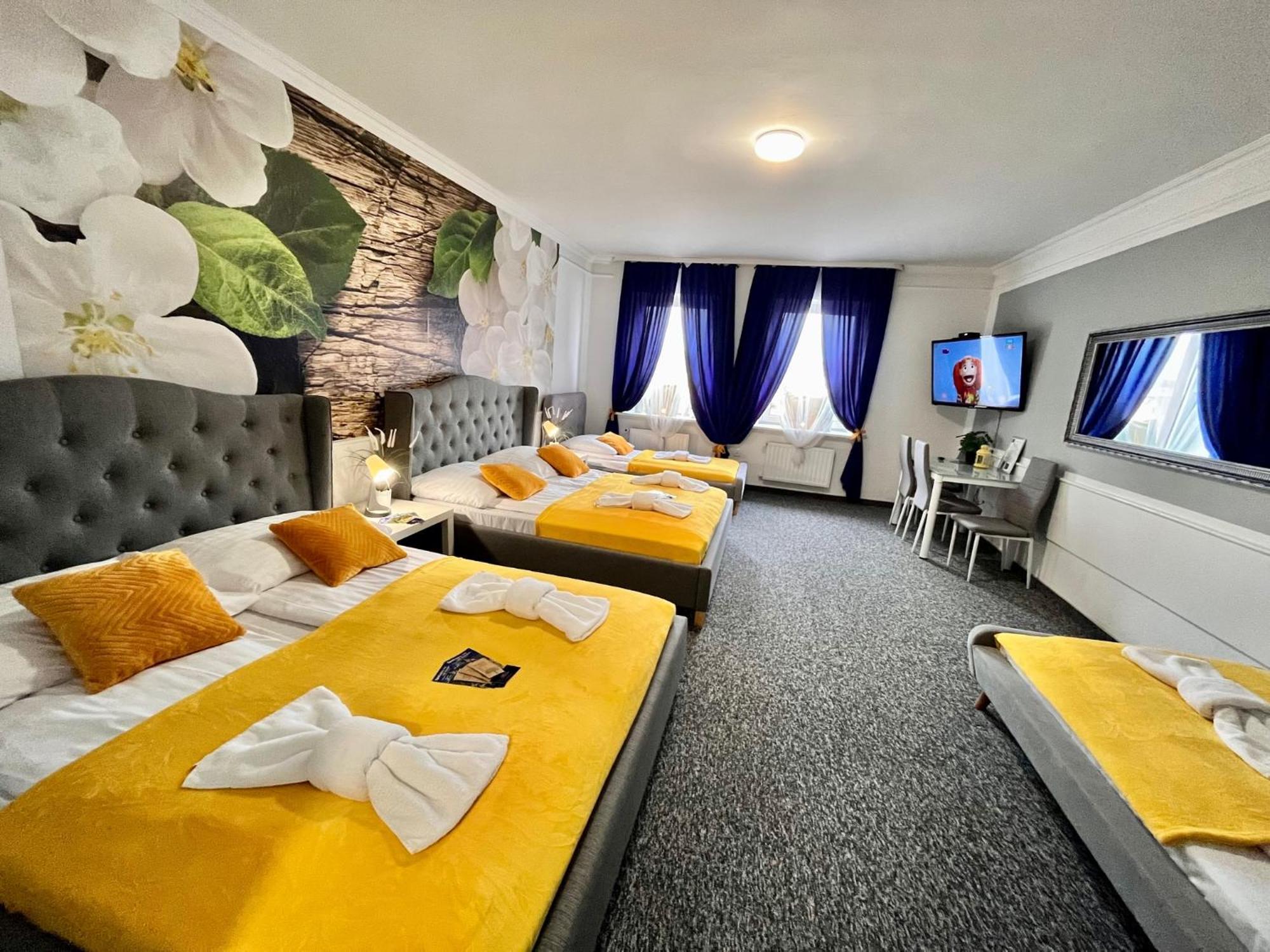 Great Polonia Swidnica City Center 외부 사진